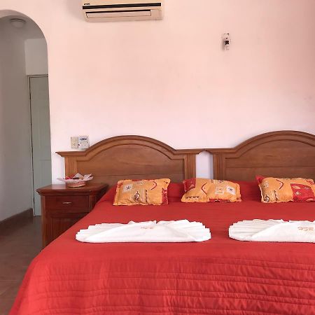 Hotel Y Suites Bugambilias Rincon de Guayabitos Buitenkant foto