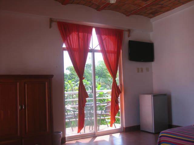 Hotel Y Suites Bugambilias Rincon de Guayabitos Buitenkant foto