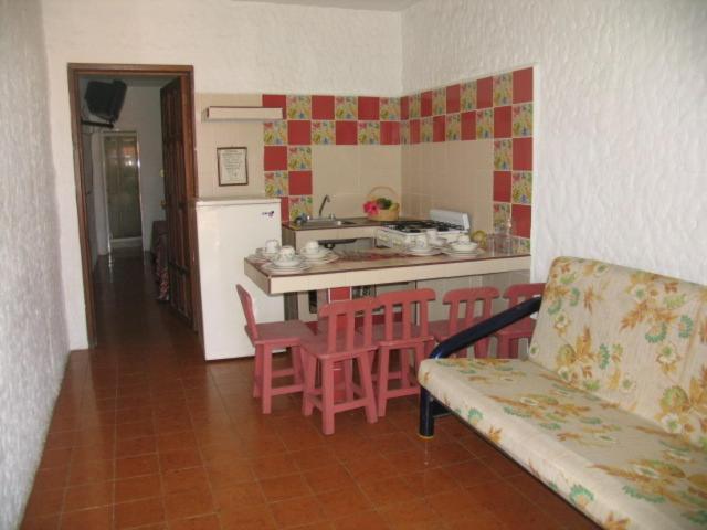 Hotel Y Suites Bugambilias Rincon de Guayabitos Kamer foto