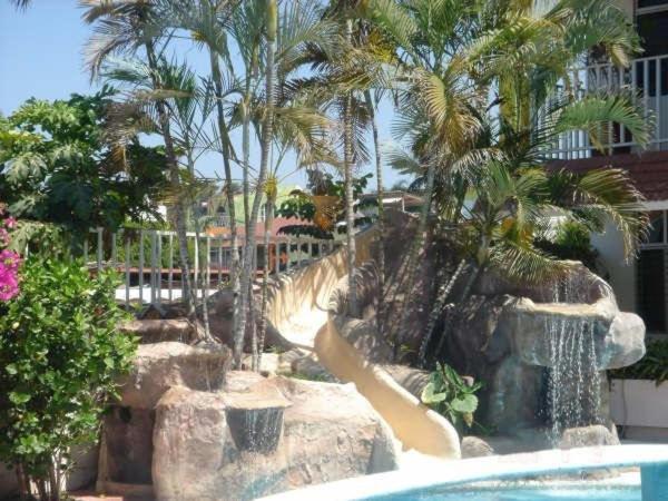 Hotel Y Suites Bugambilias Rincon de Guayabitos Buitenkant foto