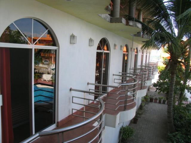 Hotel Y Suites Bugambilias Rincon de Guayabitos Buitenkant foto